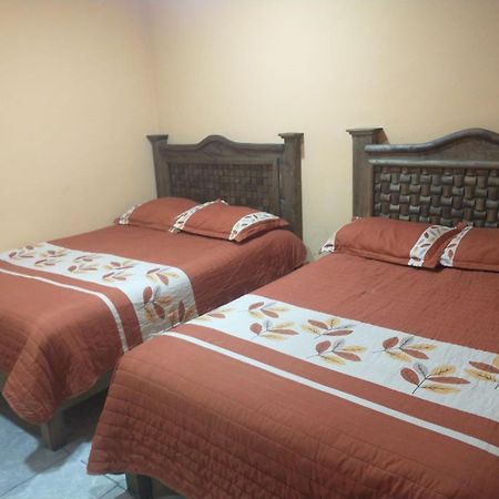 Hotel Posada Victor Antonio Zacatlán エクステリア 写真