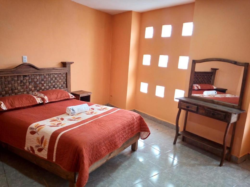 Hotel Posada Victor Antonio Zacatlán エクステリア 写真