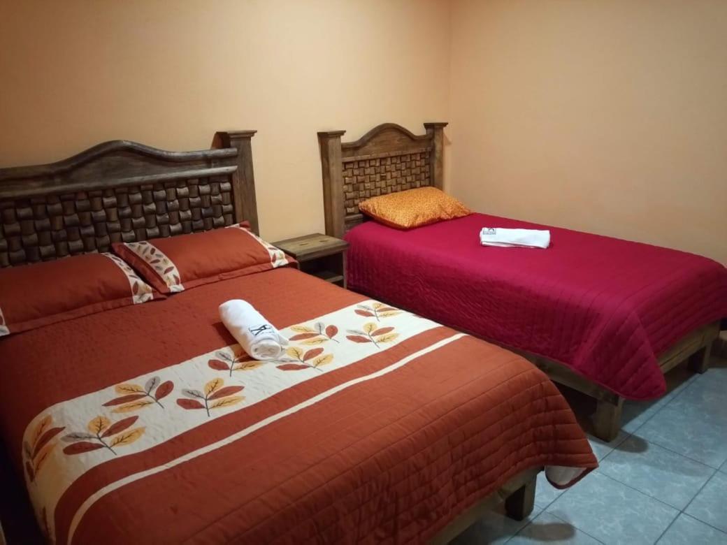 Hotel Posada Victor Antonio Zacatlán エクステリア 写真